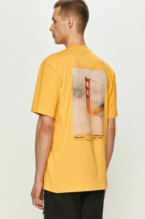 Caterpillar T-shirt - rumena. T-shirt iz zbirke Caterpillar. Model narejen iz tiskane tkanine.