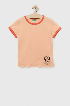 Otroška bombažna kratka majica United Colors of Benetton oranžna barva - oranžna. Otroške kratka majica iz kolekcije United Colors of Benetton. Model izdelan iz pletenine s potiskom. Model iz izjemno udobne bombažne tkanine.