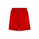 Otroške kratke hlače Levi's rdeča barva - rdeča. Otroški kratke hlače iz kolekcije Levi's. Model izdelan iz enobarvnega materiala.