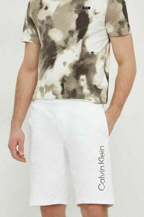 Bombažne kratke hlače Calvin Klein bela barva - bela. Kratke hlače iz kolekcije Calvin Klein. Model izdelan iz prožnega materiala