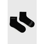 Nogavice Calvin Klein 4-pack moške, črna barva, 701229666 - črna. Visoke nogavice iz kolekcije Calvin Klein. Model izdelan iz elastičnega materiala. V kompletu so štirje pari.