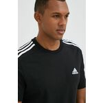 Bombažna kratka majica adidas črna barva - črna. Kratka majica iz kolekcije adidas. Model izdelan iz pletenine z nalepko.