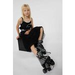 Otroško krilo Karl Lagerfeld črna barva - črna. Krilo otroški iz kolekcije Karl Lagerfeld, izdelano iz enobarvne tkanine. Poliester zagotavlja večjo odpornost na gubanje.