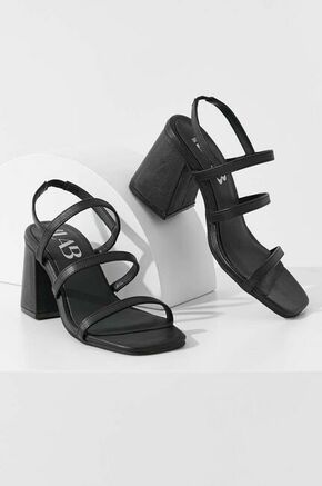 Usnjeni sandali Answear Lab črna barva - črna. Sandali iz kolekcije Answear Lab. Model izdelan iz naravnega usnja. Zgornji del je neporozen