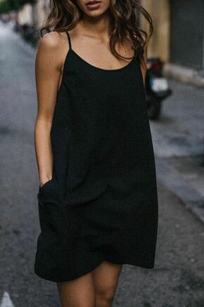 Bombažna obleka MUUV. #surfgirl - črna. Obleka iz kolekcije MUUV. Ohlapen model