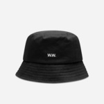 Bombažni klobuk Wood Wood Ossian Bucket Hat 12240817-7083 BLACK črna barva - črna. Klobuk iz kolekcije Wood Wood. Model s širokim robom, izdelan iz materiala s potiskom.