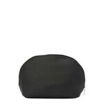 Kozmetična torbica Guess črna barva - črna. Toaletna torbica iz kolekcije Guess. Model izdelan iz ekološkega usnja.