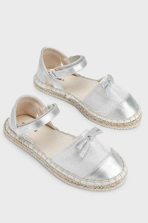 Otroški sandali Mayoral srebrna barva - srebrna. Otroški sandali iz kolekcije Mayoral. Model izdelan iz kombinacije ekološkega usnja in tekstilnega materiala.