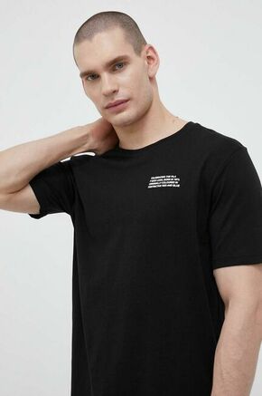 Bombažna kratka majica Fila črna barva - črna. Kratka majica iz kolekcije Fila. Model izdelan iz elastične pletenine. Visokokakovosten