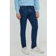 Kavbojke Calvin Klein Jeans moške, J30J324812 - mornarsko modra. Kavbojke iz kolekcije Calvin Klein Jeans straight kroja, z normalnim pasom. Model izdelan iz enobarvnega denima. Trden material, ki ohranja obliko.
