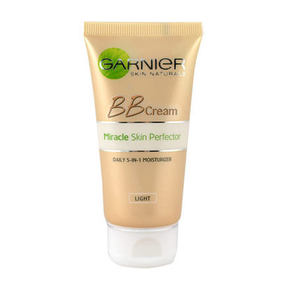 Garnier Miracle Skin Perfector Daily Moisturizer BB krema 50 ml odtenek Medium