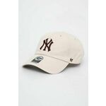 Kapa s šiltom 47brand MLB New York Yankees bež barva - bež. Kapa s šiltom iz kolekcije 47brand. Model izdelan iz bombaža.