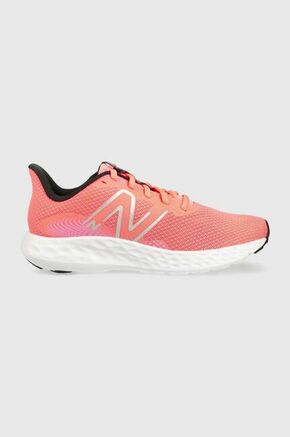 Tekaški čevlji New Balance 411v3 roza barva - roza. Tekaški čevlji iz kolekcije New Balance. Model dobro stabilizira stopalo in ga dobro oblazini.