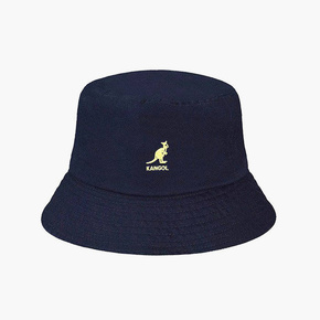 Kangol klobuk - mornarsko modra. Klobuk iz kolekcije Kangol. Model z ozkim robom