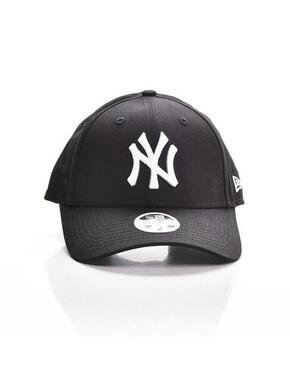 New Era kapa - črna. Kapa s šiltom vrste baseball iz kolekcije New Era. Model izdelan iz tkanine z nalepko.
