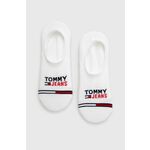 Tommy Jeans nogavice (2-pack) - bela. Kratke nogavice iz zbirke Tommy Jeans. Model izdelan iz raztegljive vzorčaste tkanine. Vključena sta dva para