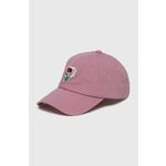 Bombažna bejzbolska kapa Primitive roza barva - roza. Kapa s šiltom vrste baseball iz kolekcije Primitive. Model izdelan iz tkanine z nalepko.