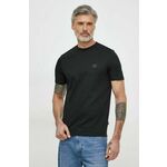 Kratka majica BOSS moški, črna barva - črna. Kratka majica iz kolekcije BOSS, izdelana iz debele, elastične pletenine. Model iz izjemno udobne tkanine z visoko vsebnostjo bombaža.