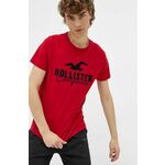Bombažna kratka majica Hollister Co. moški, rdeča barva - rdeča. Lahkotna kratka majica iz kolekcije Hollister Co. Izdelana iz pletenine, prijetne na otip. Model iz izjemno udobne bombažne tkanine.