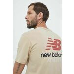 Bombažna kratka majica New Balance bež barva - bež. Kratka majica iz kolekcije New Balance, izdelana iz enobarvne pletenine. Model iz izjemno udobne bombažne tkanine.