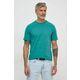 Bombažna kratka majica Desigual moški, zelena barva - zelena. Kratka majica iz kolekcije Desigual, izdelana iz enobarvne pletenine. Model iz zračne bombažne tkanine.