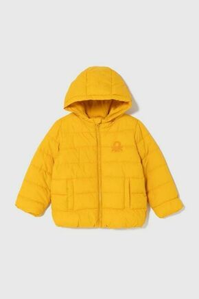 Otroška jakna United Colors of Benetton rumena barva - rumena. Otroški jakna iz kolekcije United Colors of Benetton. Podložen model