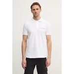 Polo Calvin Klein Jeans - bela. Polo iz kolekcije Calvin Klein Jeans, izdelan iz pletenine z nalepko. Model iz izjemno udobne tkanine z visoko vsebnostjo bombaža.