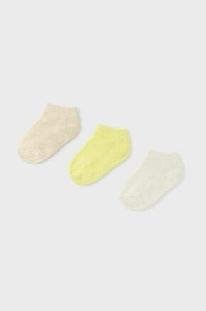 Otroške nogavice Mayoral 3-pack rumena barva - rumena. Otroški Kratke nogavice iz kolekcije Mayoral. Model izdelan iz enobarvnega materiala. V kompletu so trije pari.