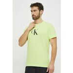 Bombažna kratka majica Calvin Klein moški, zelena barva - zelena. Kratka majica iz kolekcije Calvin Klein, izdelana iz tanke, elastične pletenine. Model iz izjemno udobne, zračne tkanine.