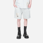 Kratke hlače Karl Kani moški, siva barva - siva. Kratke hlače iz kolekcije Karl Kani. Model izdelan iz prožnega materiala, ki zagotavlja udobje in svobodo gibanja. Model iz tkanine, ki je izjemno prijetna na otip.