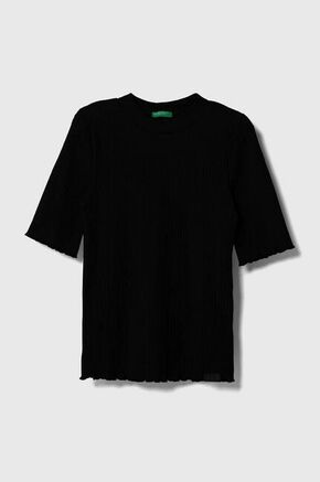 Otroška kratka majica United Colors of Benetton črna barva - črna. Otroške kratka majica iz kolekcije United Colors of Benetton. Model izdelan iz rebraste pletenine. Model iz izjemno udobne tkanine z visoko vsebnostjo bombaža.