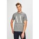 Armani Exchange T-shirt - siva. T-shirt iz zbirke Armani Exchange. Model narejen iz rahlo elastična tkanina.
