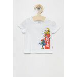 Levi's otroška majica - bela. T-shirt otrocih iz zbirke Levi's. Model narejen iz tanka, rahlo elastična tkanina.