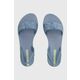 Sandali Ipanema GO NOW FEM ženski, 26777-20729 - modra. Sandali iz kolekcije Ipanema. Model je izdelan iz sintetičnega materiala. Idealno za bazen, plažo ali sprehode.