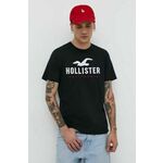 Bombažna kratka majica Hollister Co. moški, črna barva - črna. Kratka majica iz kolekcije Hollister Co. Izdelana iz pletenine z nalepko. Model iz zračne bombažne tkanine.