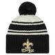 New Orleans Saints New Era 2022 Official Sideline Sport Cuffed Pom zimska kapa