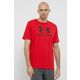 T-shirt Under Armour moški, rdeča barva - rdeča. T-shirt iz kolekcije Under Armour. Model izdelan iz tanke, elastične pletenine.