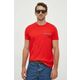 Bombažna kratka majica Tommy Hilfiger rdeča barva - rdeča. Kratka majica iz kolekcije Tommy Hilfiger, izdelana iz pletenine s potiskom. Model iz izjemno udobne bombažne tkanine.