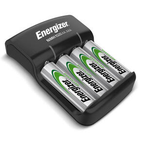 Energizer Base polnilec baterij