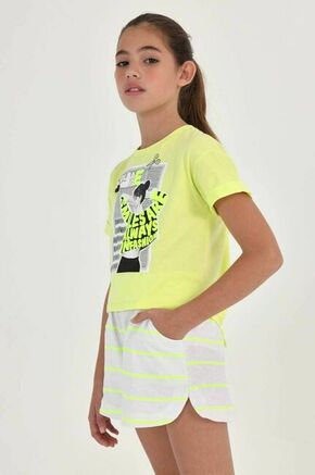 Otroške kratke hlače Mayoral rumena barva - rumena. Otroški kratke hlače iz kolekcije Mayoral. Model izdelan iz pletenine.