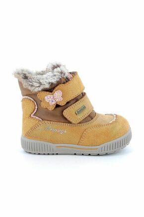 Otroški čevlji Primigi rumena barva - rumena. Zimski čevlji iz kolekcije Primigi. Podloženi model izdelan iz kombinacije semiš usnja in tekstilnega materiala.