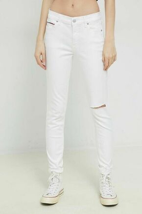 Kavbojke Tommy Jeans ženski - bela. Kavbojke iz kolekcije Tommy Jeans v stilu skinny s normalnim pasom. Model izdelan iz enobarvnega denima.