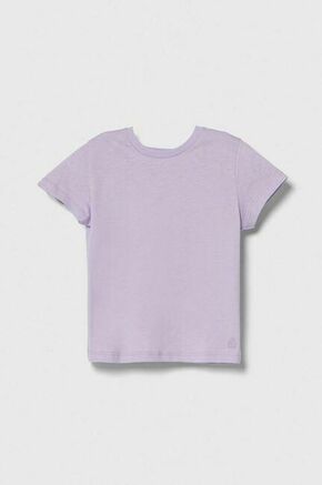 Otroška bombažna kratka majica United Colors of Benetton roza barva - vijolična. Otroške lahkotna kratka majica iz kolekcije United Colors of Benetton. Model izdelan iz visokokakovostne pletenine