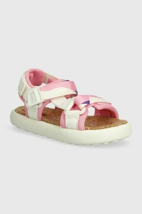 Otroški sandali Camper roza barva - roza. Otroški sandali iz kolekcije Camper. Model je izdelan iz tekstilnega materiala. Model z mehkim zgornjim delom se zlahka prilagodi stopalu.