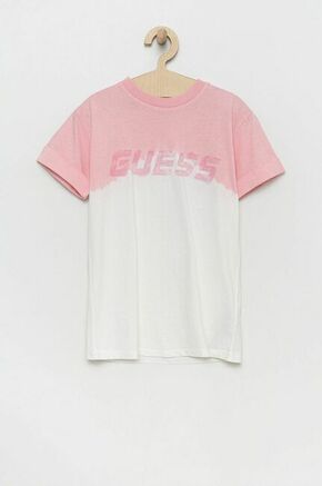 Otroški bombažen t-shirt Guess roza barva - roza. Otroški T-shirt iz kolekcije Guess. Model izdelan iz vzorčaste pletenine.