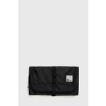 Kozmetična torbica Jack Wolfskin Konya črna barva, 8007841 - črna. Kozmetična torbica iz kolekcije Jack Wolfskin. Model izdelan iz lahkega in izjemno trpežnega materiala.