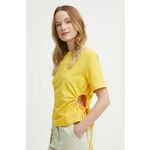 Kratka majica Sisley ženski, rumena barva - rumena. Kratka majica iz kolekcije Sisley, izdelana iz tanke, elastične pletenine. Model iz zračne tkanine z visoko vsebnostjo bombaža.