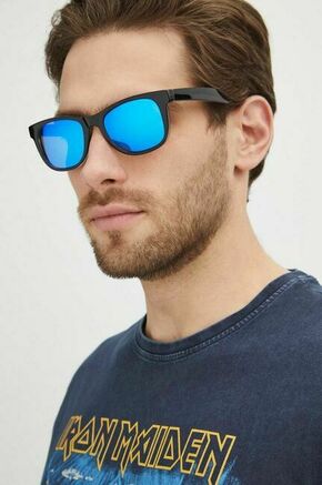 Sončna očala Medicine moški - modra. Sončna očala iz kolekcije Medicine. Model z zrcalnimi stekli in okvirji iz plastike. Ima filter UV 400.