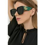 Sončna očala Gucci ženska, zelena barva - zelena. Sončna očala iz kolekcije Gucci. Model z enobarvnimi stekli in okvirji iz plastike. Ima filter UV 400.