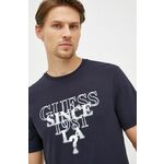 Kratka majica Guess moški, mornarsko modra barva - mornarsko modra. Lahkotna majica iz kolekcije Guess. Model izdelan iz tanke, elastične pletenine.